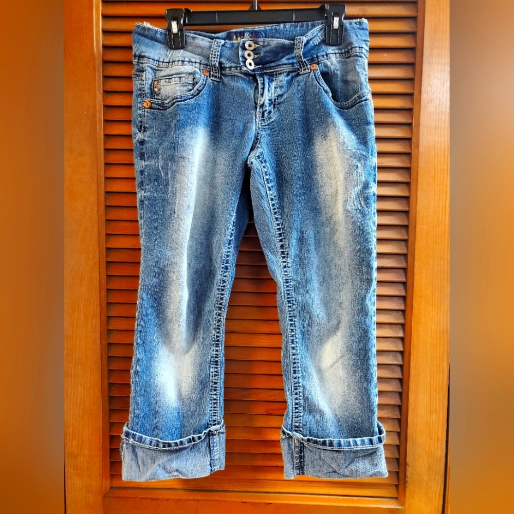 Angels Stretch Capri Jeans